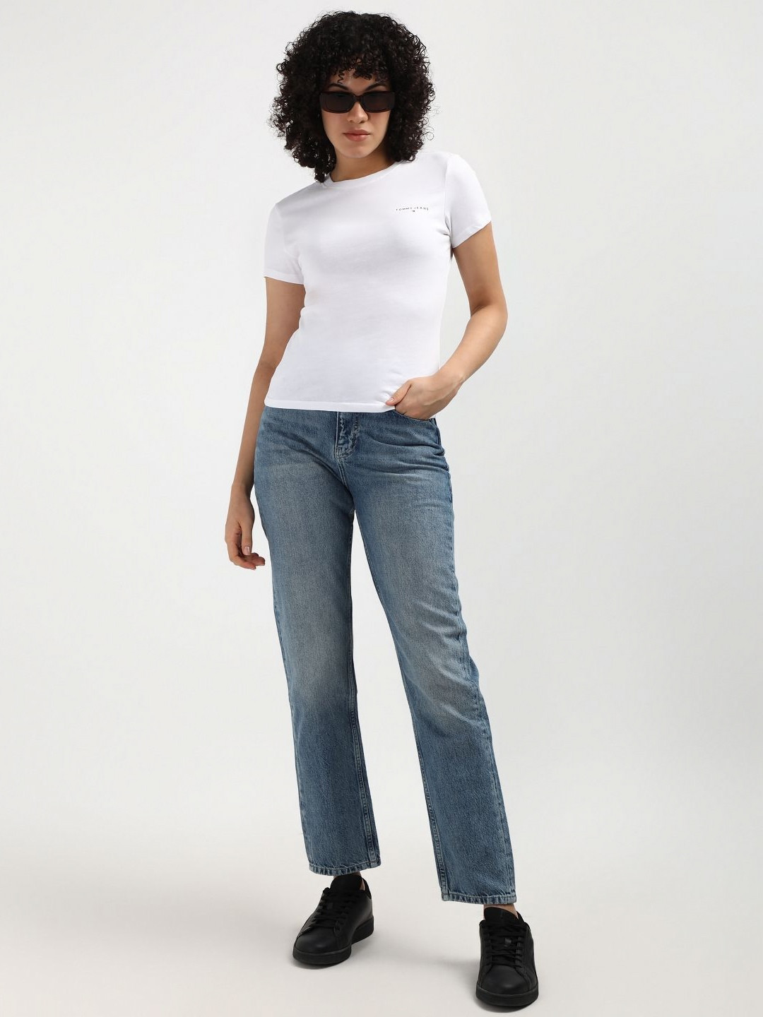Tommy Hilfiger Women Solid Round Neck Pure Cotton Slim Fit T-shirt