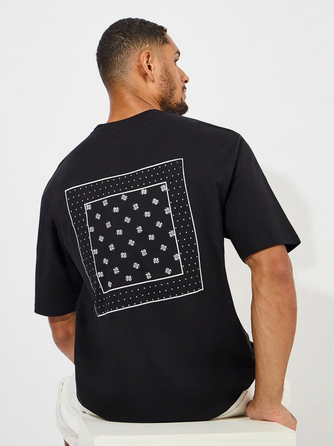 Styli Men Bandana Printed Oversized Pure Cotton T-Shirt