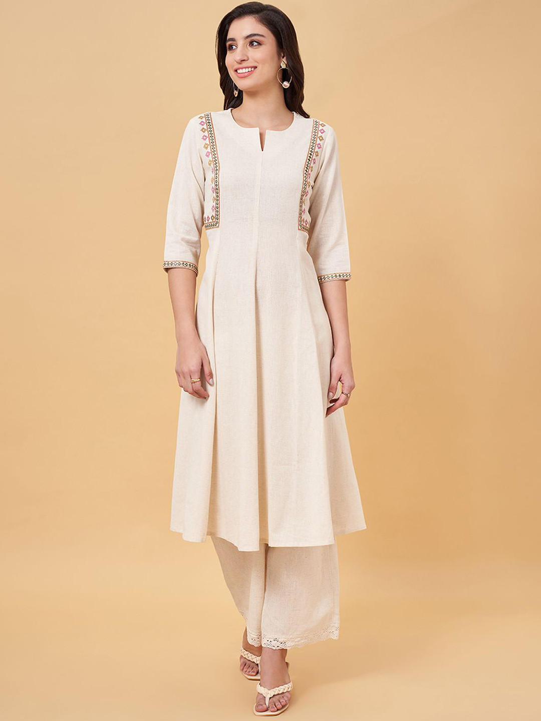 RANGMANCH BY PANTALOONS Floral Embroidered Thread Work Cotton Anarkali Kurta