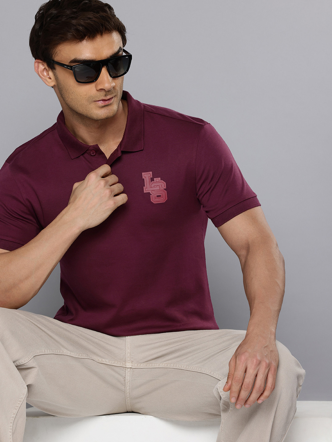 Levis Slim Fit Polo Collar Pure Cotton T-shirt with 3D Printed Brand Logo