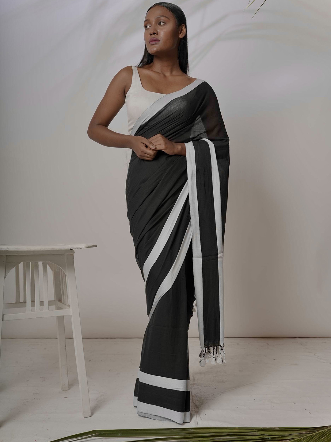 HUTS AND LOOMS Pure Cotton Tassel Saree