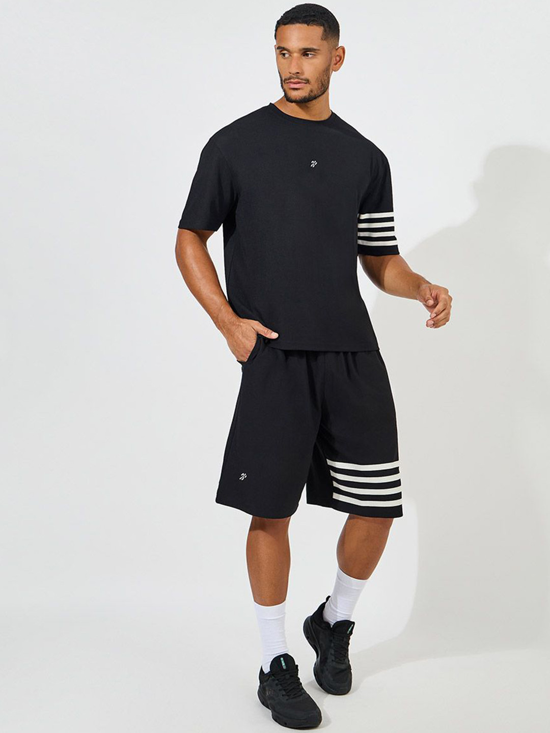 Styli Men Pique Knit Striped Oversized Tee & Shorts Co Ord Set