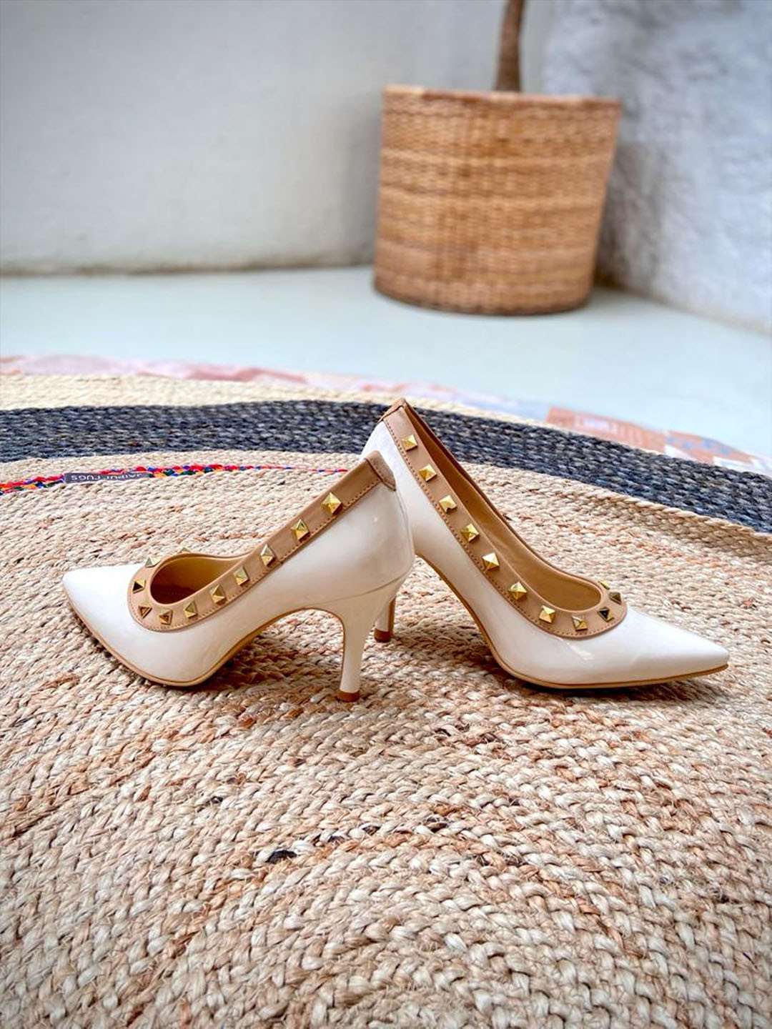 TIESTA Embellished Pointed Toe Slim Heeled Pumps