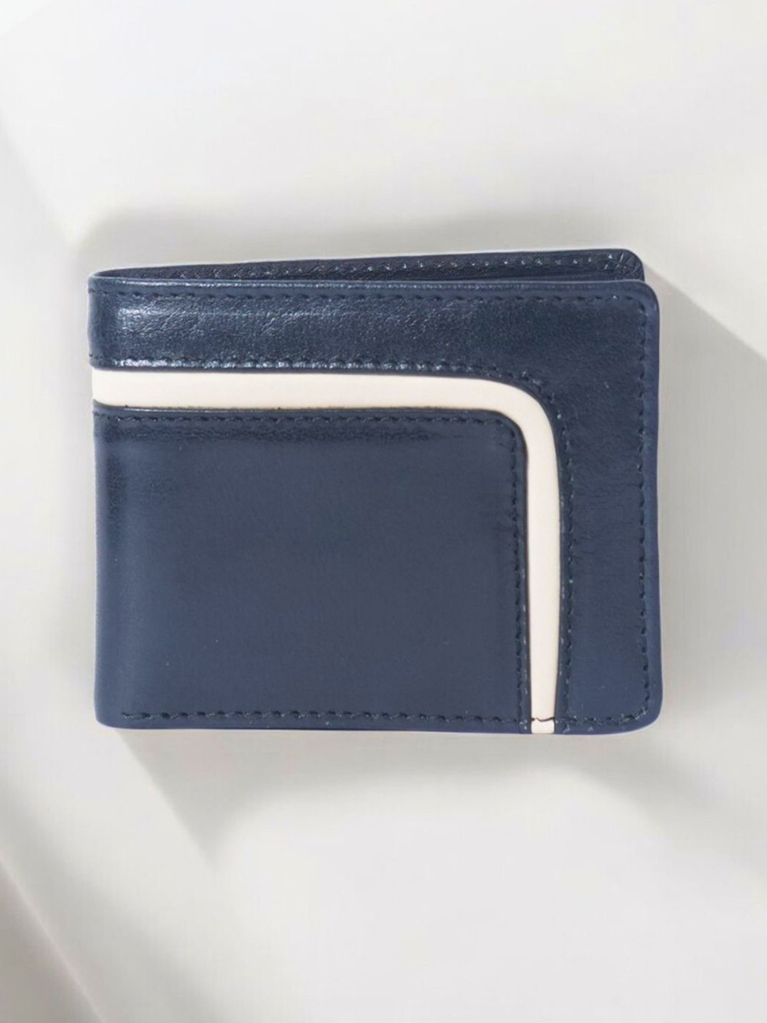 PERKED L-LINE Men Leather Two Fold Wallet