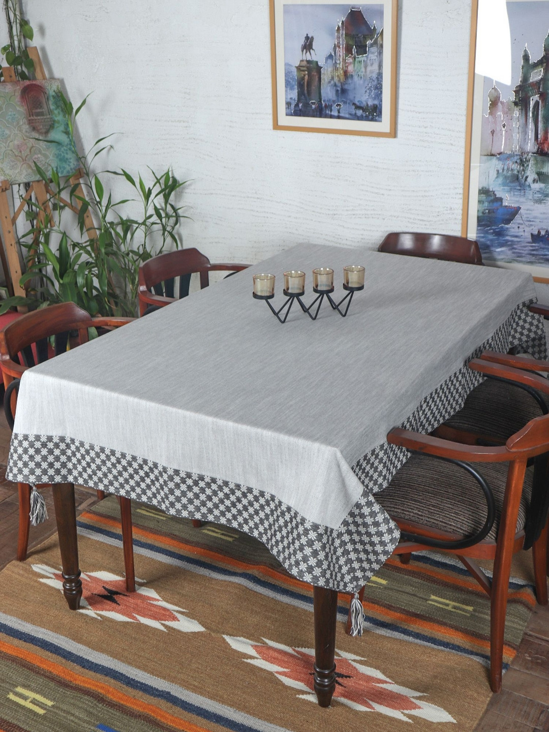 ZEBA White & Black Rectangle Shaped Table Cover