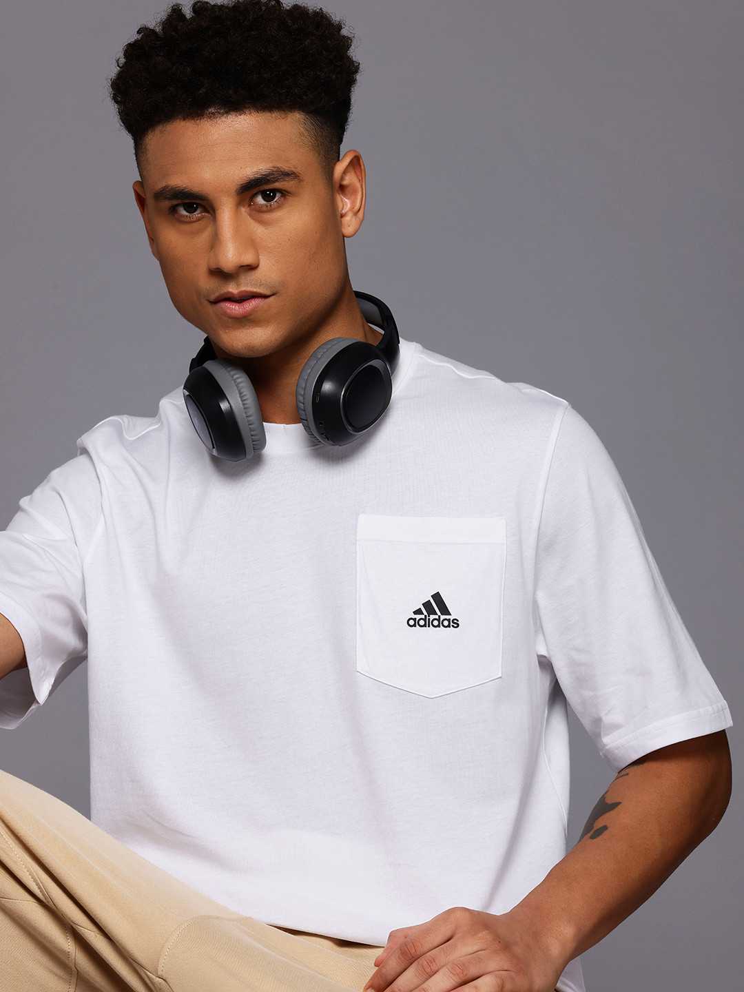 ADIDAS Logo Pocket Pure Cotton T-shirt