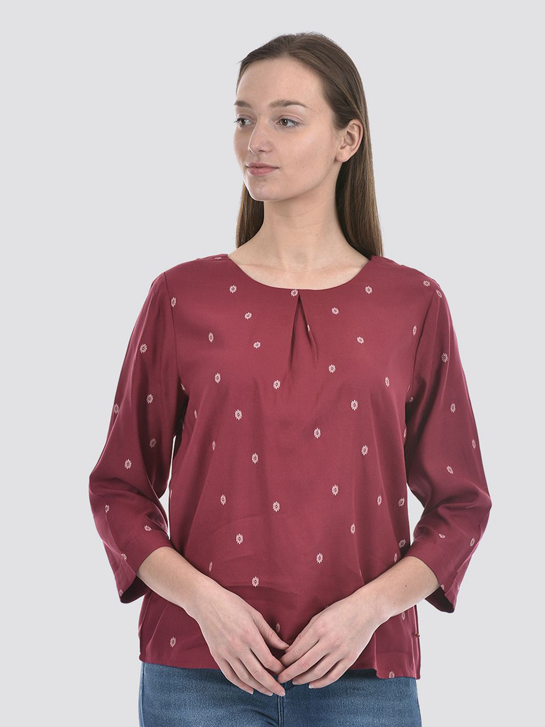 Numero Uno Women's Keyhole Neck All over print Red Top