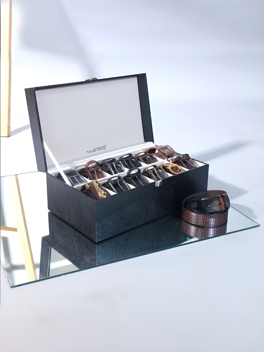 La Trove Unisex 12 Slot Black PVC Big Belt Box Organizer Box for Wadrobe Closet