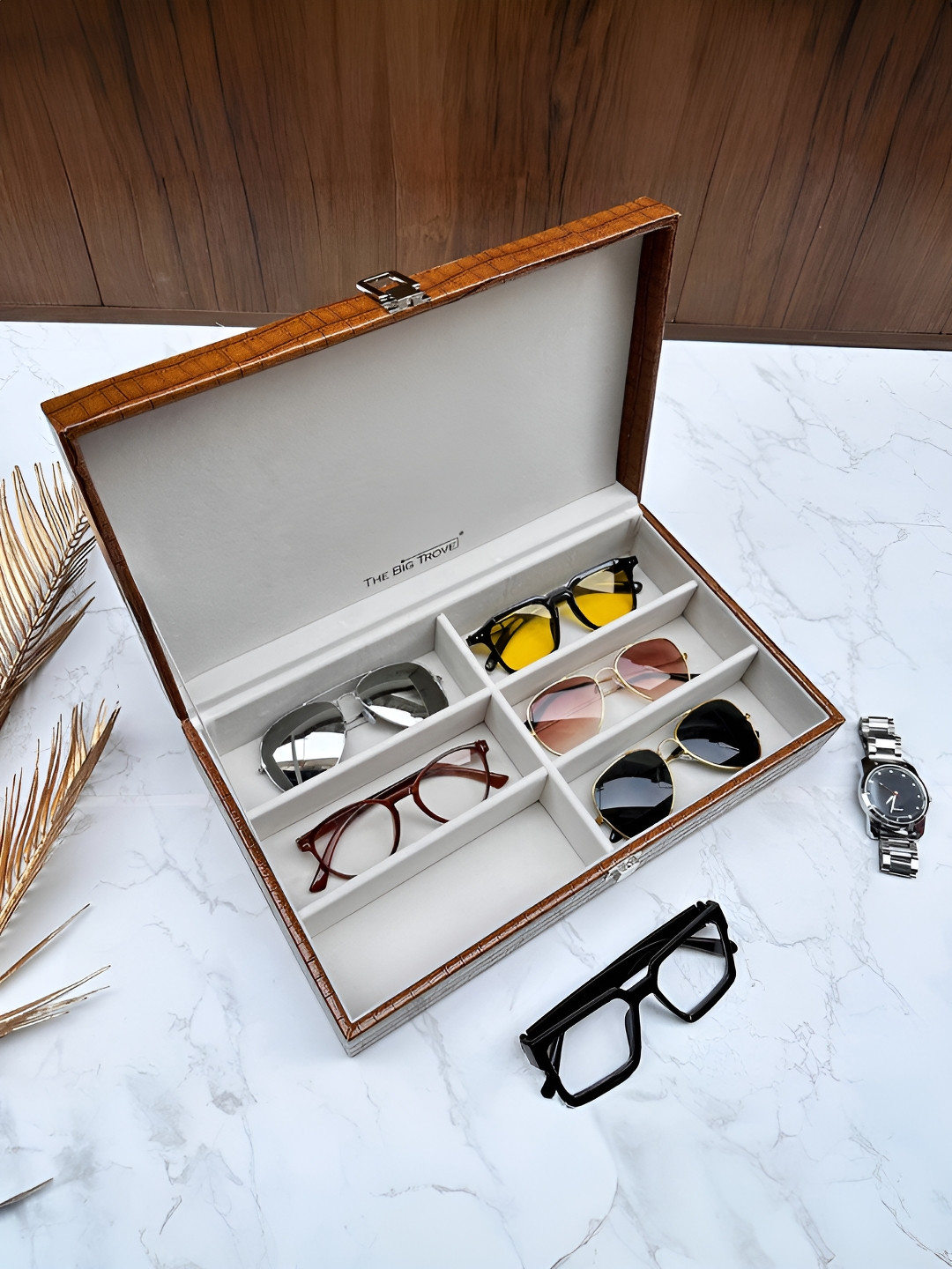 La Trove Unisex 6 Slot Brown Leather Sunglass Organizer Glass Top Box for Wardrobe Closet