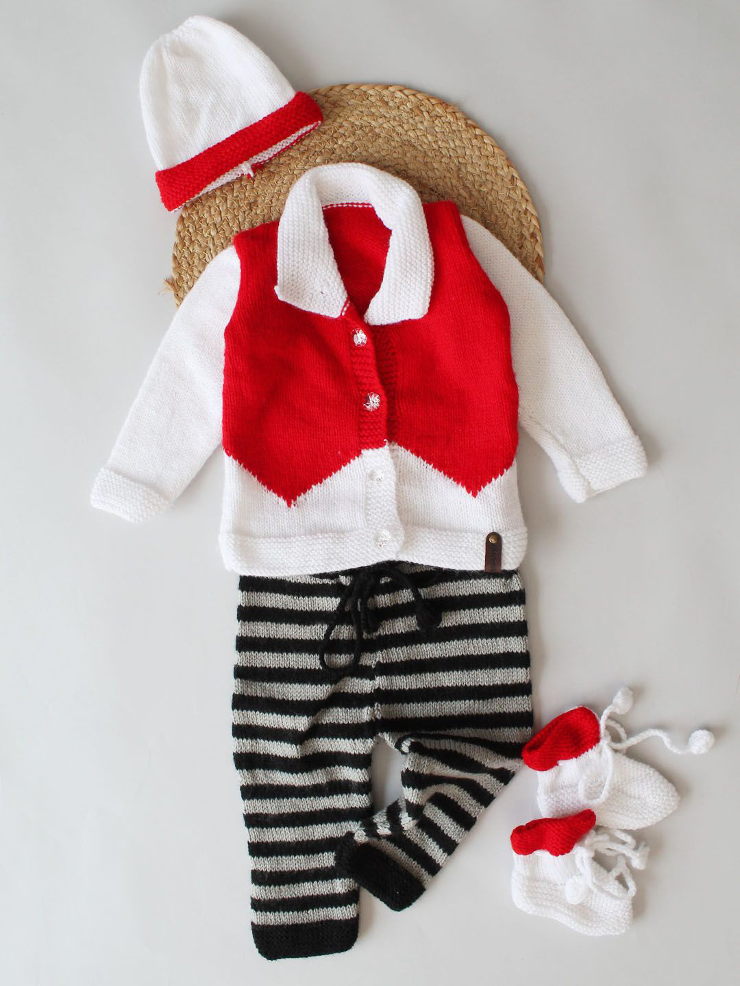 Woonie Kids Self Design Acrylic Sweatshirt And Trousers With Matching Boots & Cap