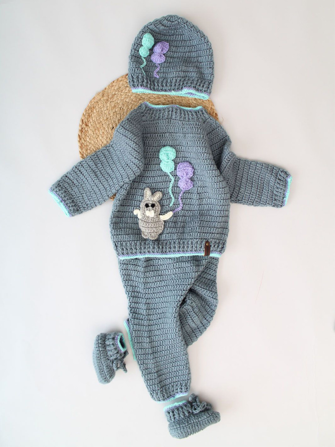 Woonie Kids Self Design Acrylic Sweatshirt With Trousers Boots & Cap