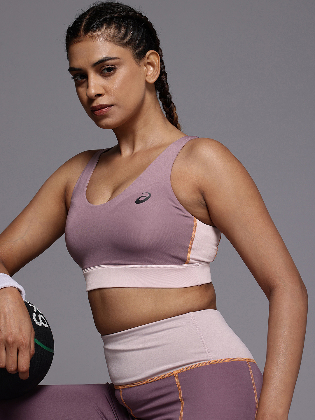 ASICS Full Coverage Lightly Padded Quick Dry & Moisture Wicking Workout Bra 2042A309.500