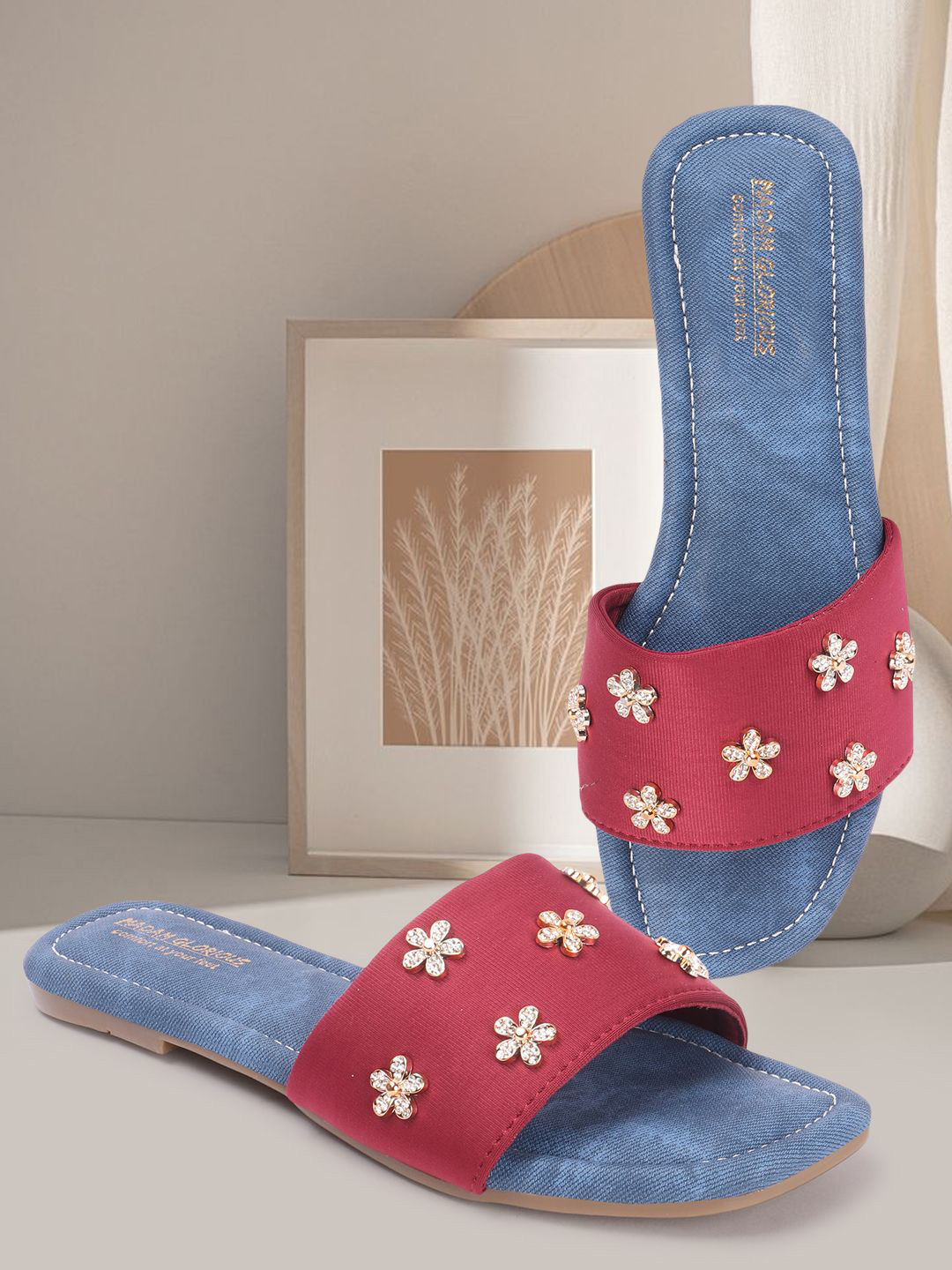 madam glorious Women Embellished Denim Flats