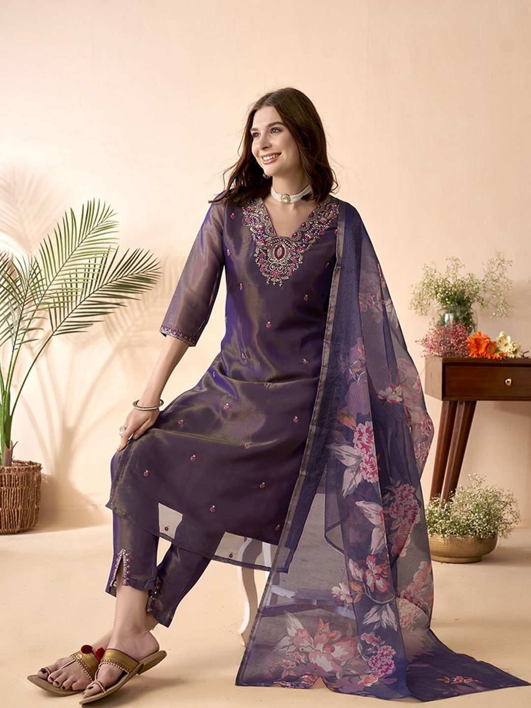 Anouk Metallic Ethnic Motifs Embroidered Sequined Straight Kurta With Trousers & Dupatta - Kurta Sets for Women 30104341 | Myntra