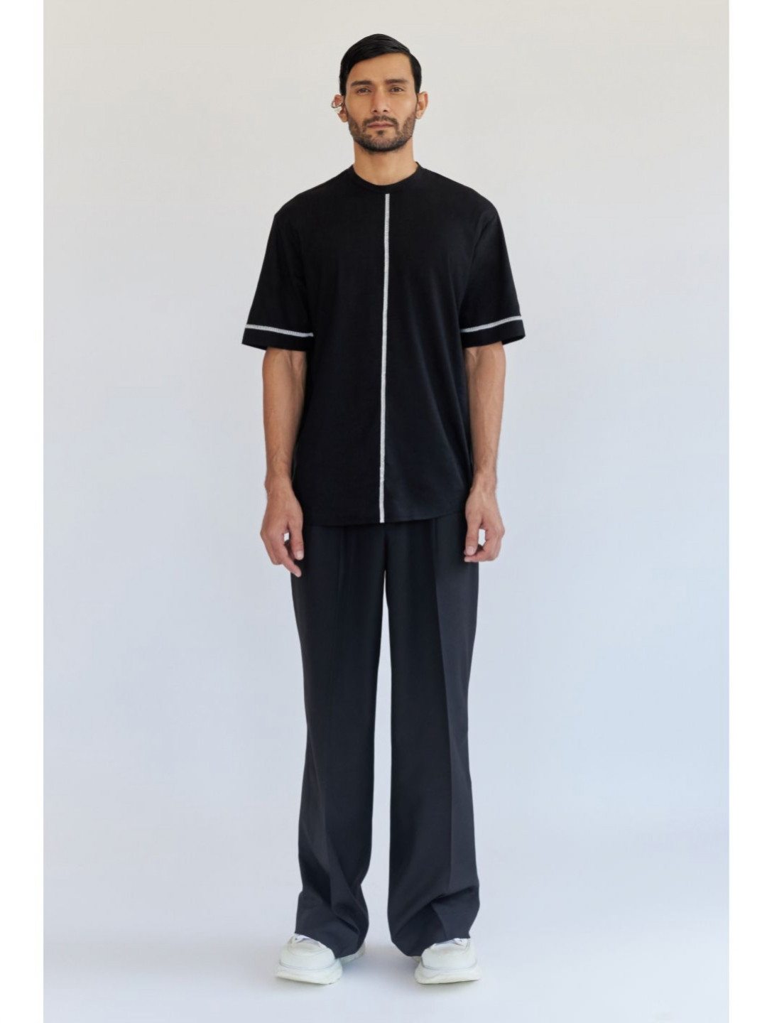 ROSANI Unisex Monochrome Solid Pockets T-shirt