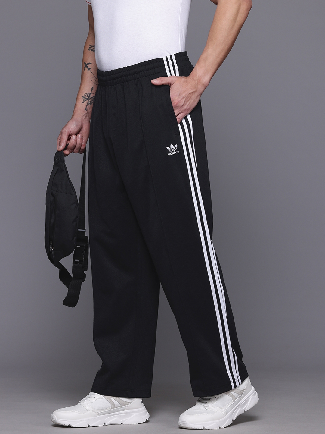 Mens baggy orders track pants