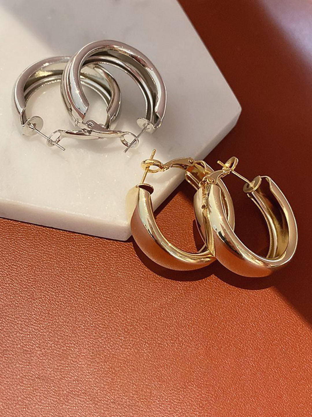 Jewels Galaxy Set of 2 Gold and Silver-Plated Hoop Earrings