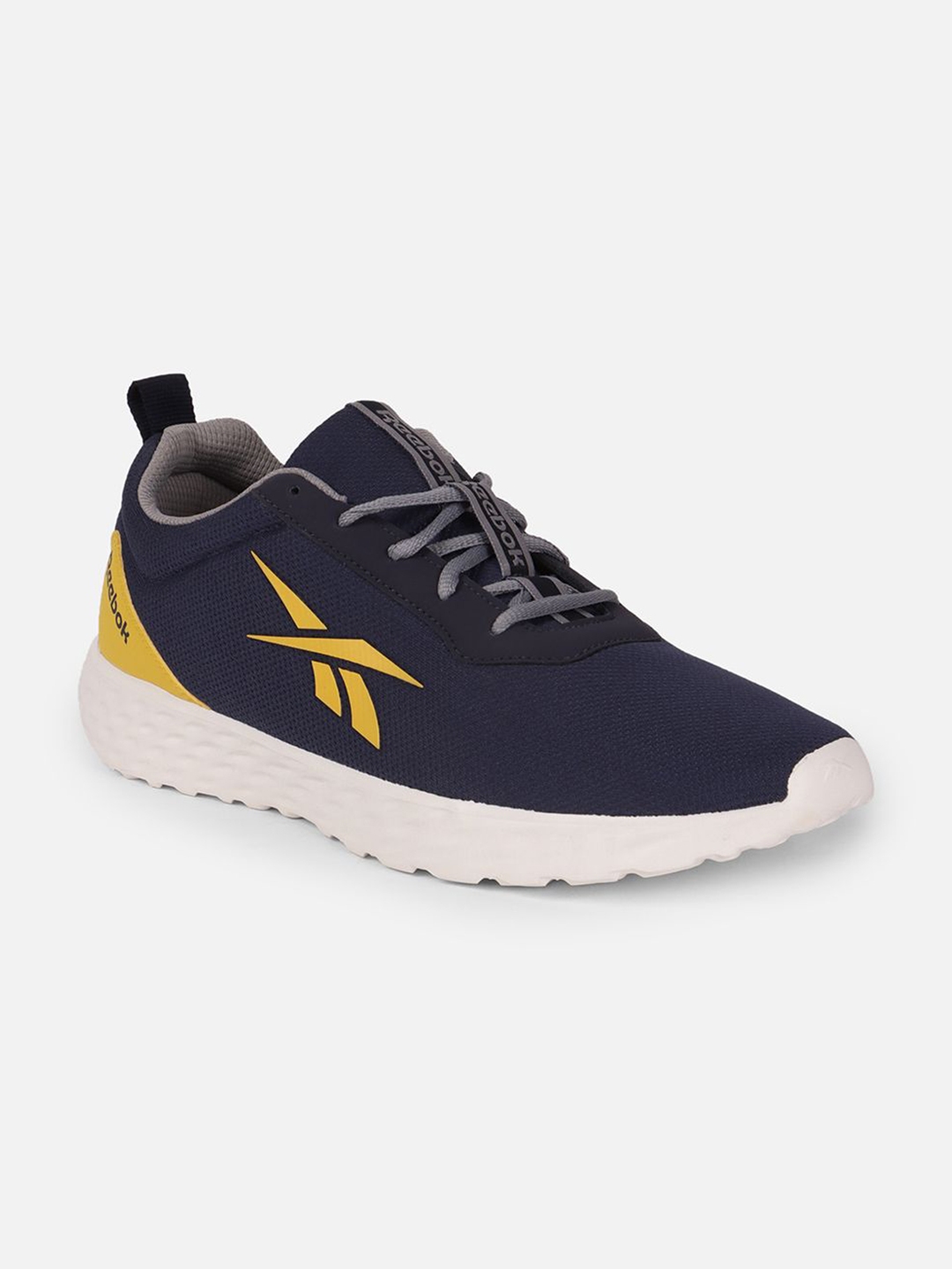 Reebok latest shoes price store