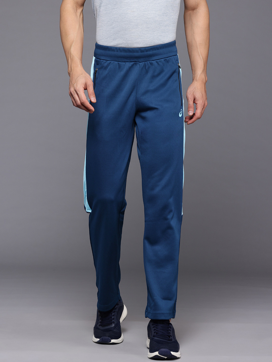 ASICS Men Smart Fit Training Track Pants with Colourblocked Detail
