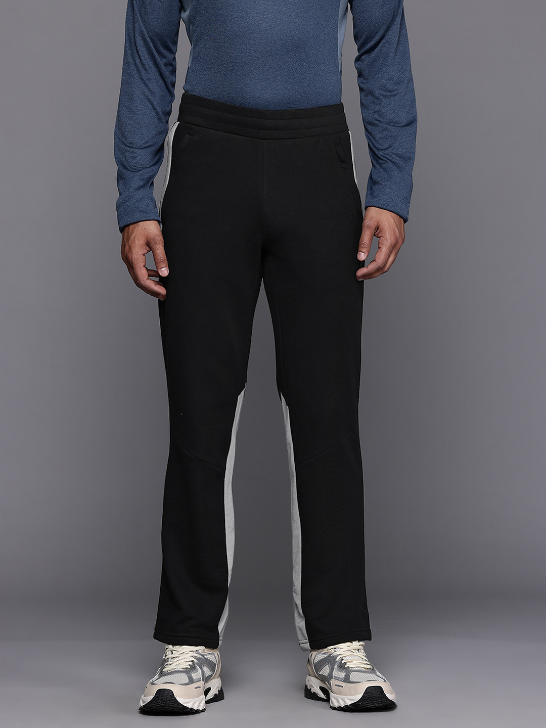 ASICS Men Mid-Rise Cut & Sew Open Hem Training Track Pants