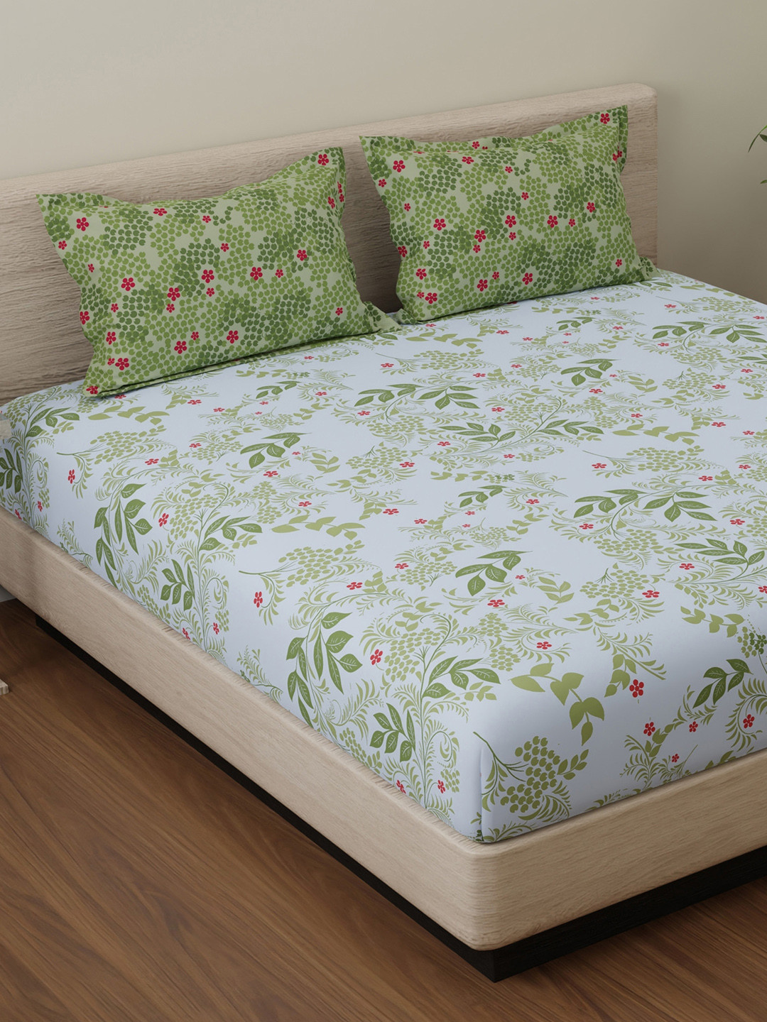 Huesland Chintz White Floral Cotton 144 TC King Bedsheet with 2 Pillow Covers-275 x 275 cm