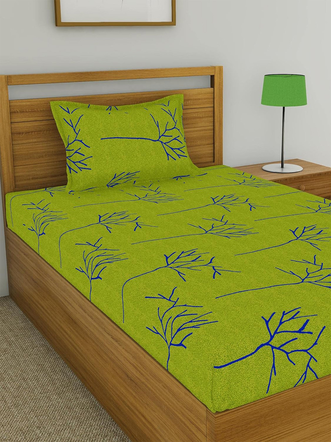 Huesland Green Graphic Cotton 144 TC Single Bedsheet with a Pillow Cover-55 x 90 inches