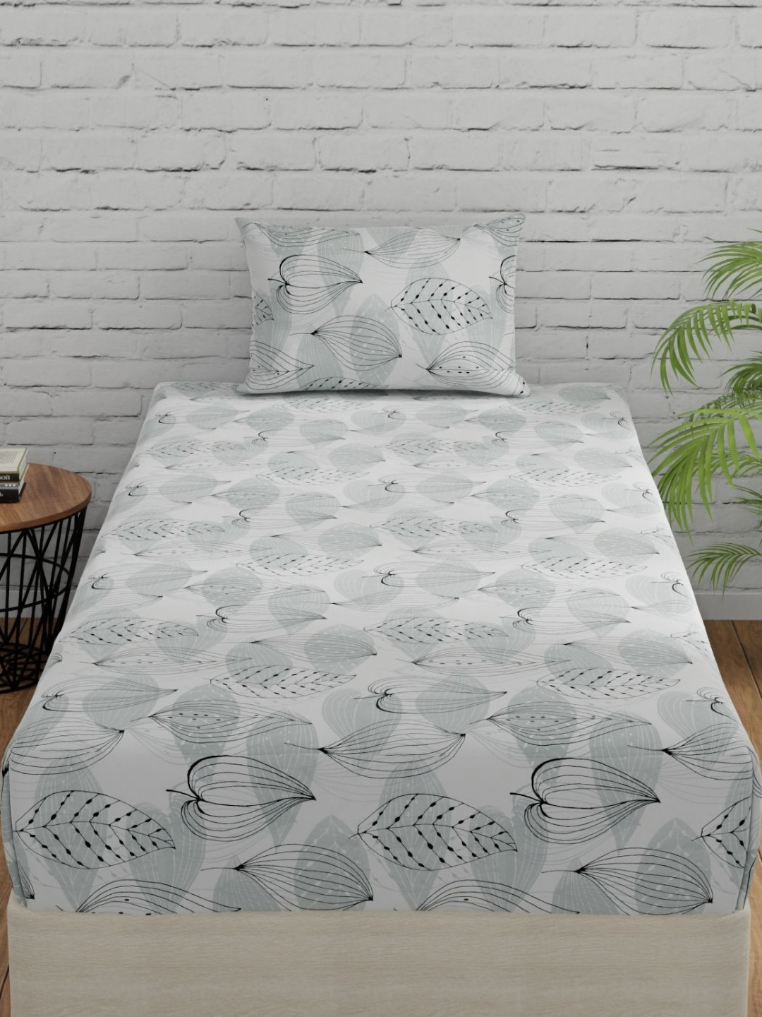 Huesland Grey Floral Cotton 144 TC Single Bedsheet with a Pillow Cover-90 x 55 inches