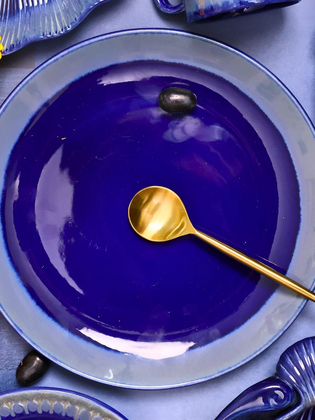 WEAVING HOMES Royal Blue Microwave Safe Ceramic Plate