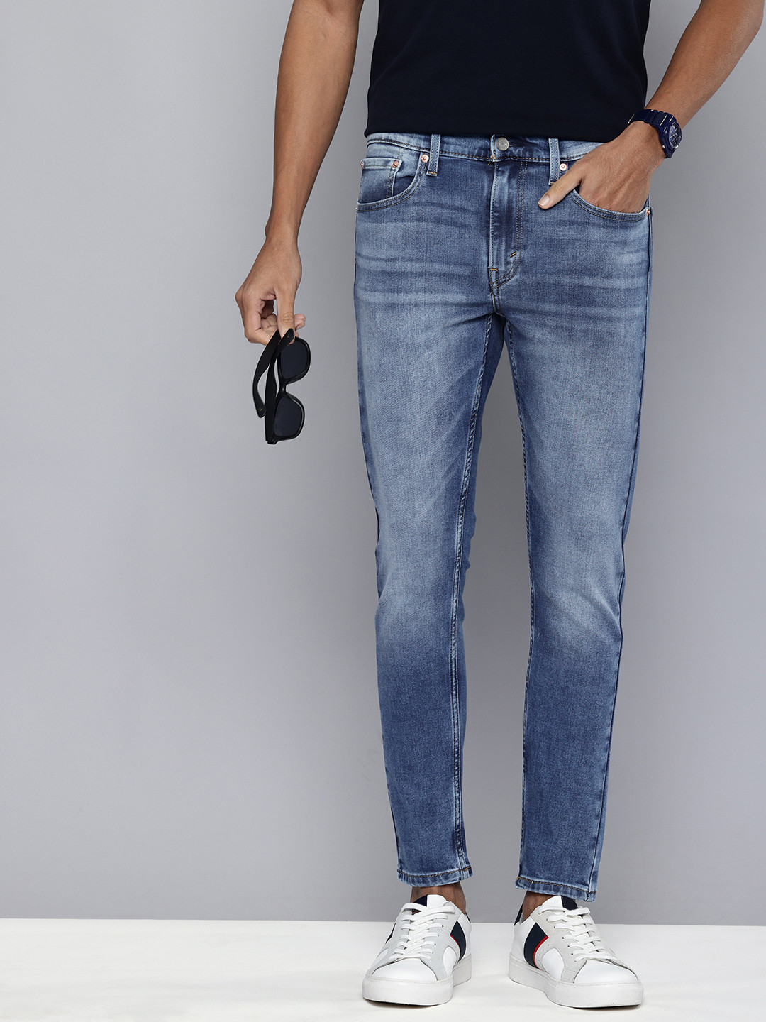 Levis Men Skinny Taper Fit Heavy Fade Stretchable Jeans