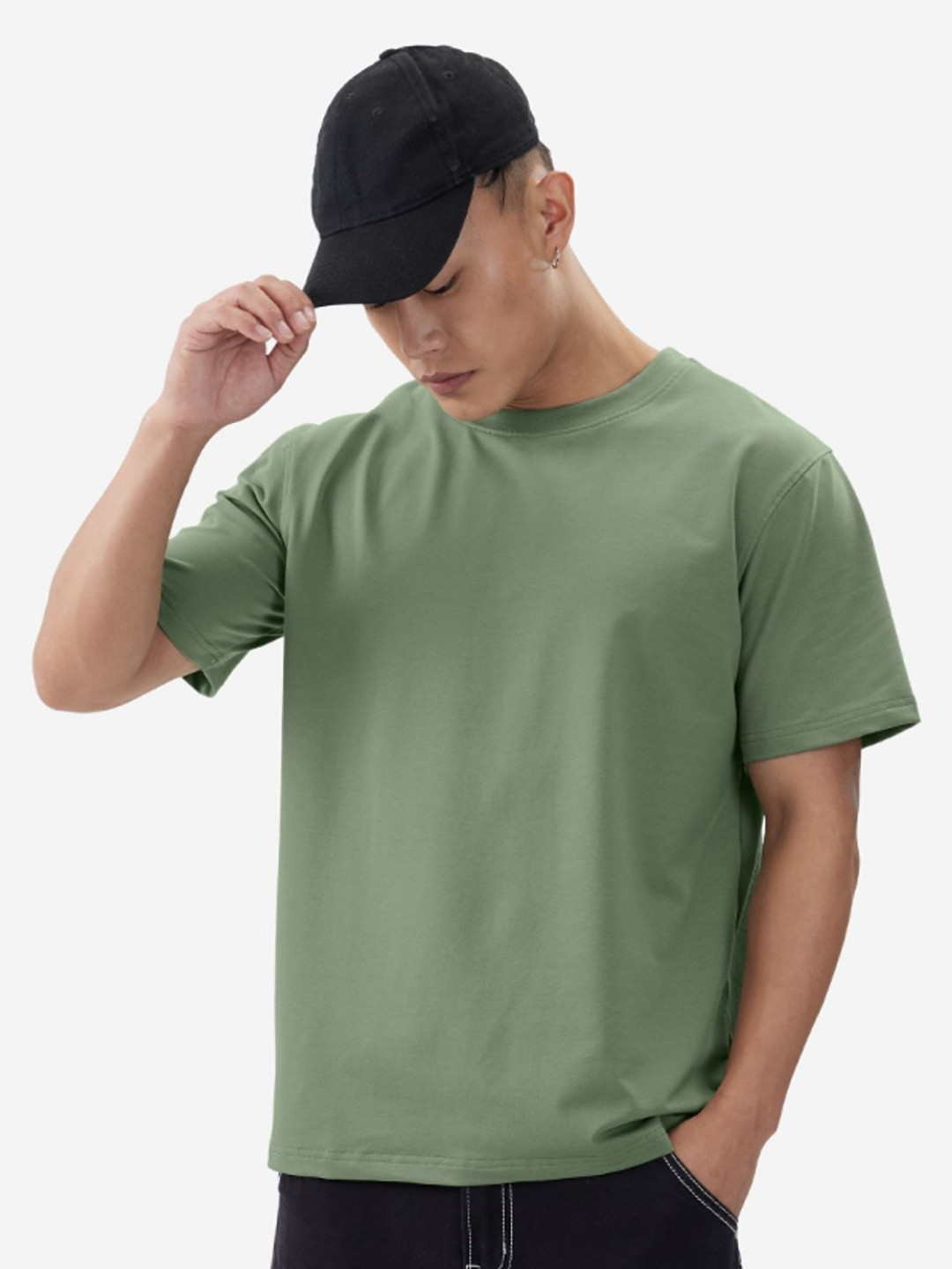 The Souled Store Men Regular Fit Solid Green T-Shirts