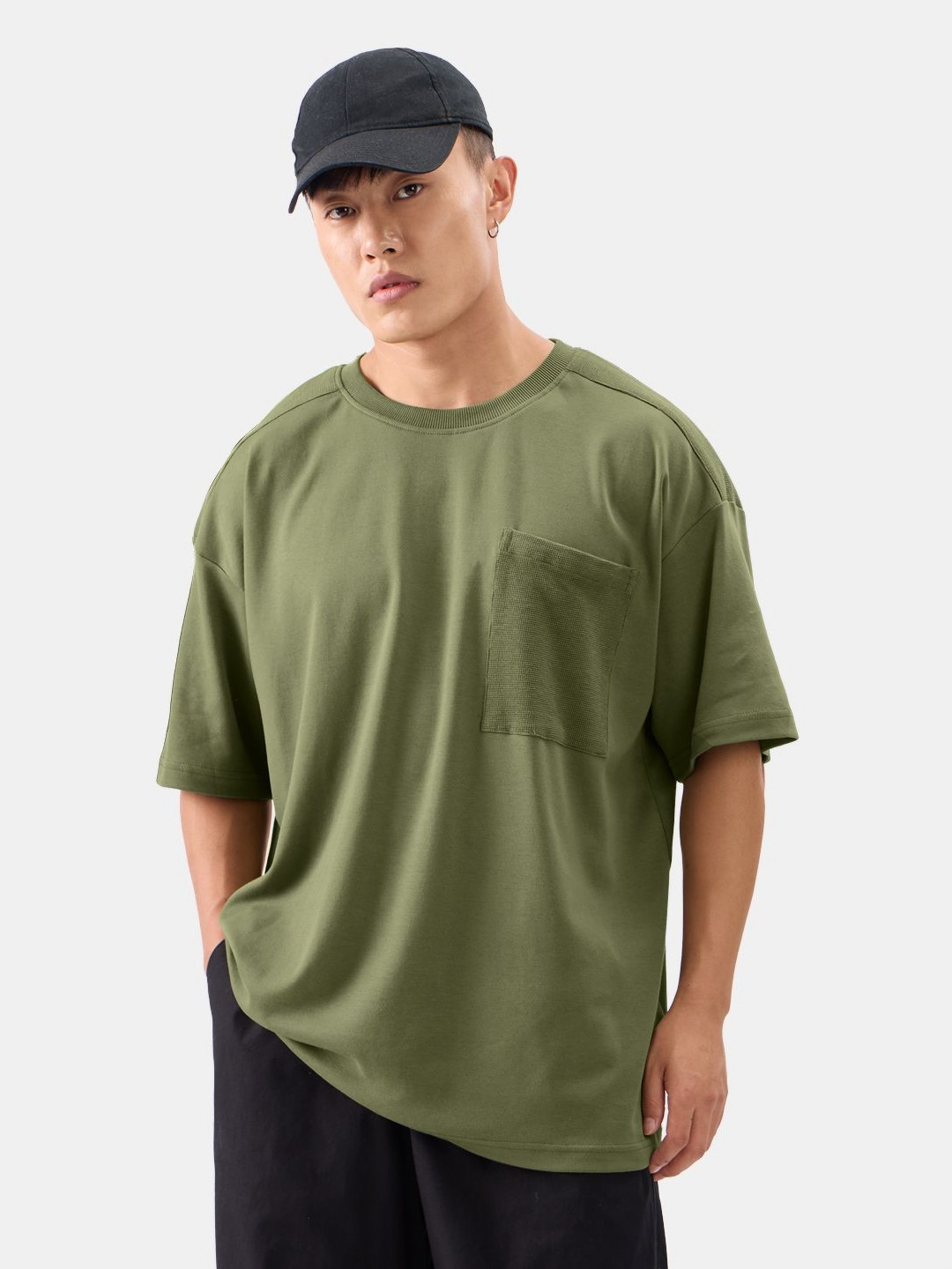 The Souled Store Men Solid Pocket Drop-Shoulder Sleeves Cotton Oversized Fit T-shirt
