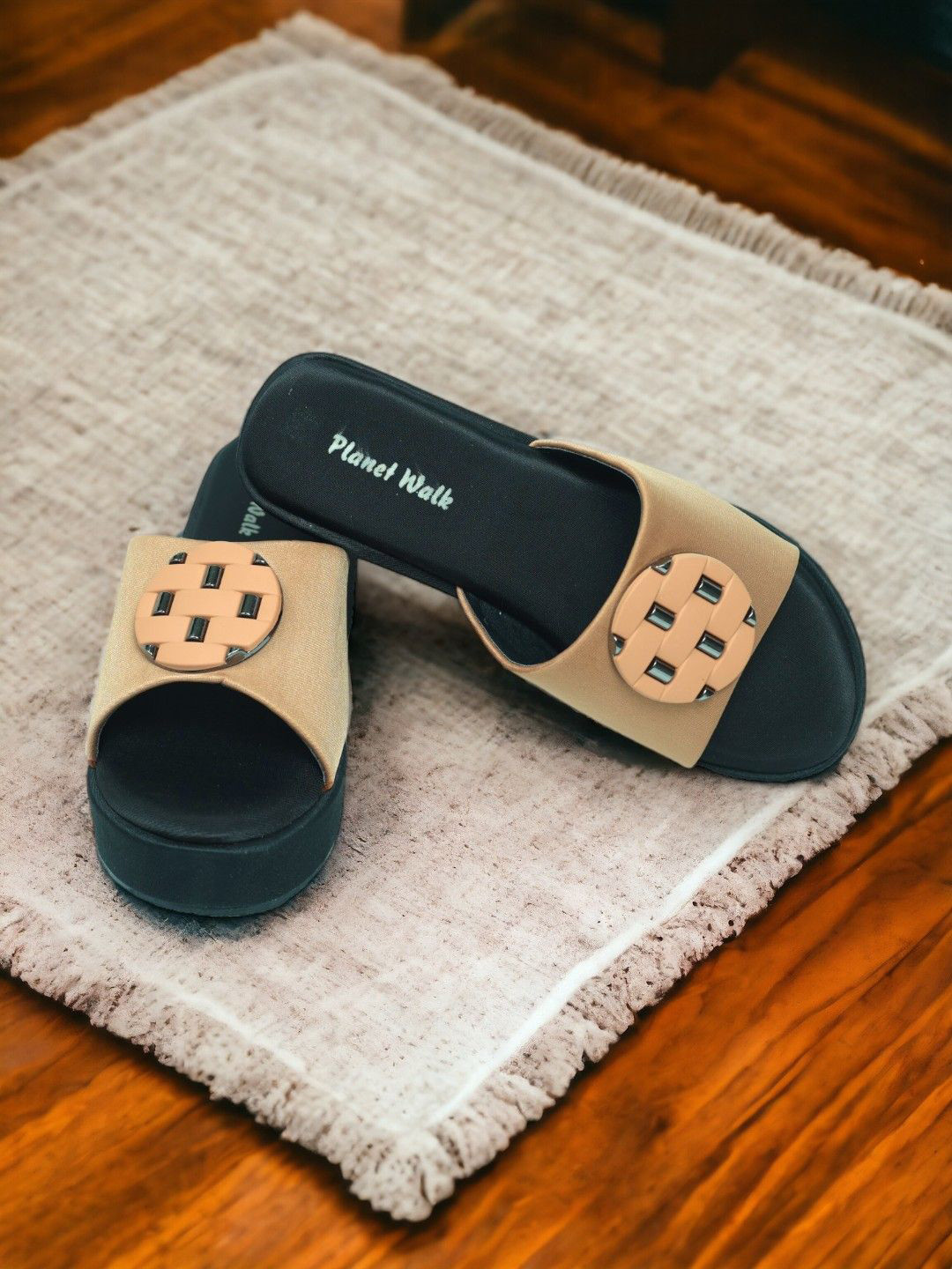 PLANET WALK Party Wedge Sandals