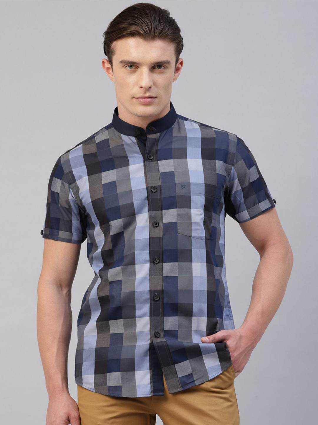 Givo Men Smart Buffalo Checks Opaque Checked Casual Shirt