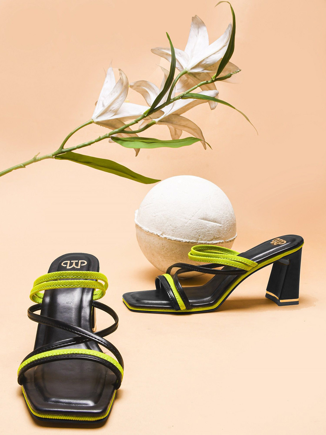 THE WHITE POLEParty Block Sandals