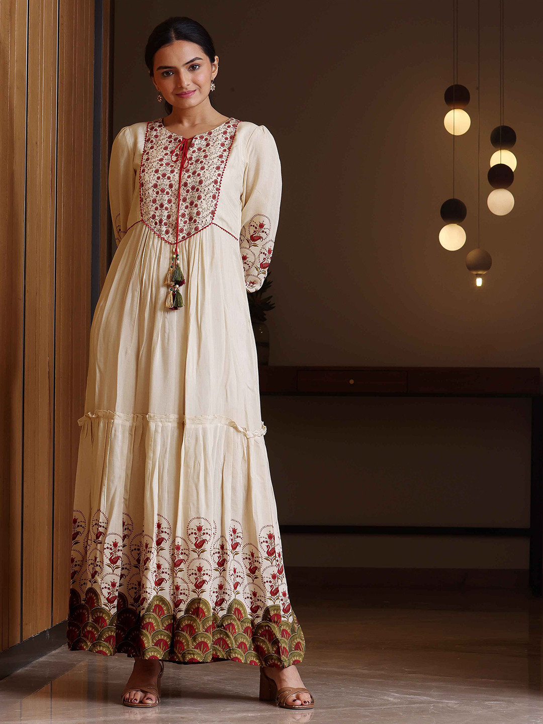 SUKRUTI DESIGN Ethnic Motifs Print Tiered Pleated Maxi Ethnic Dress