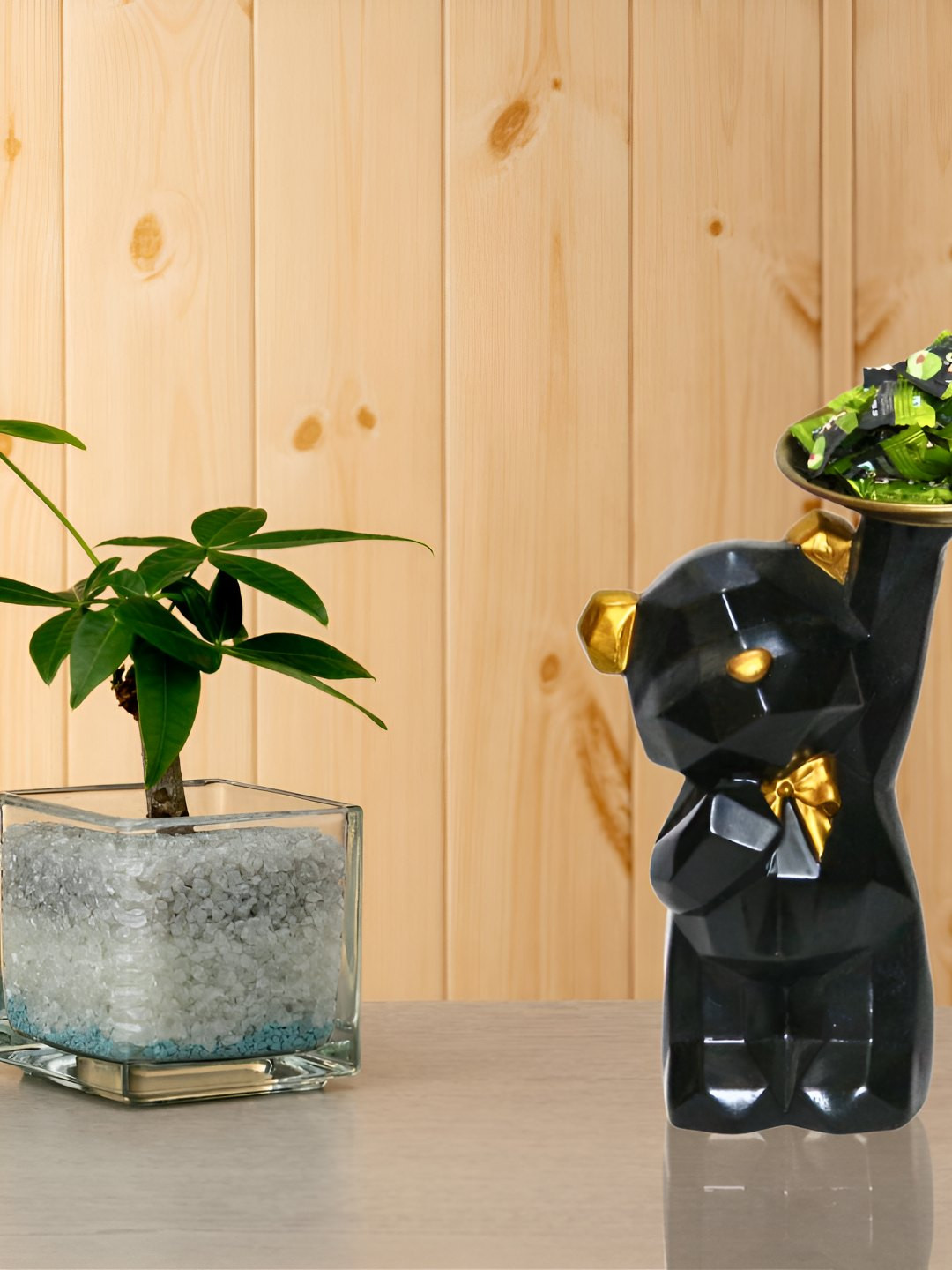 BECKON VENTURE Black Polyresin Matte Living Room Small Showpiece - 8.3 Inches