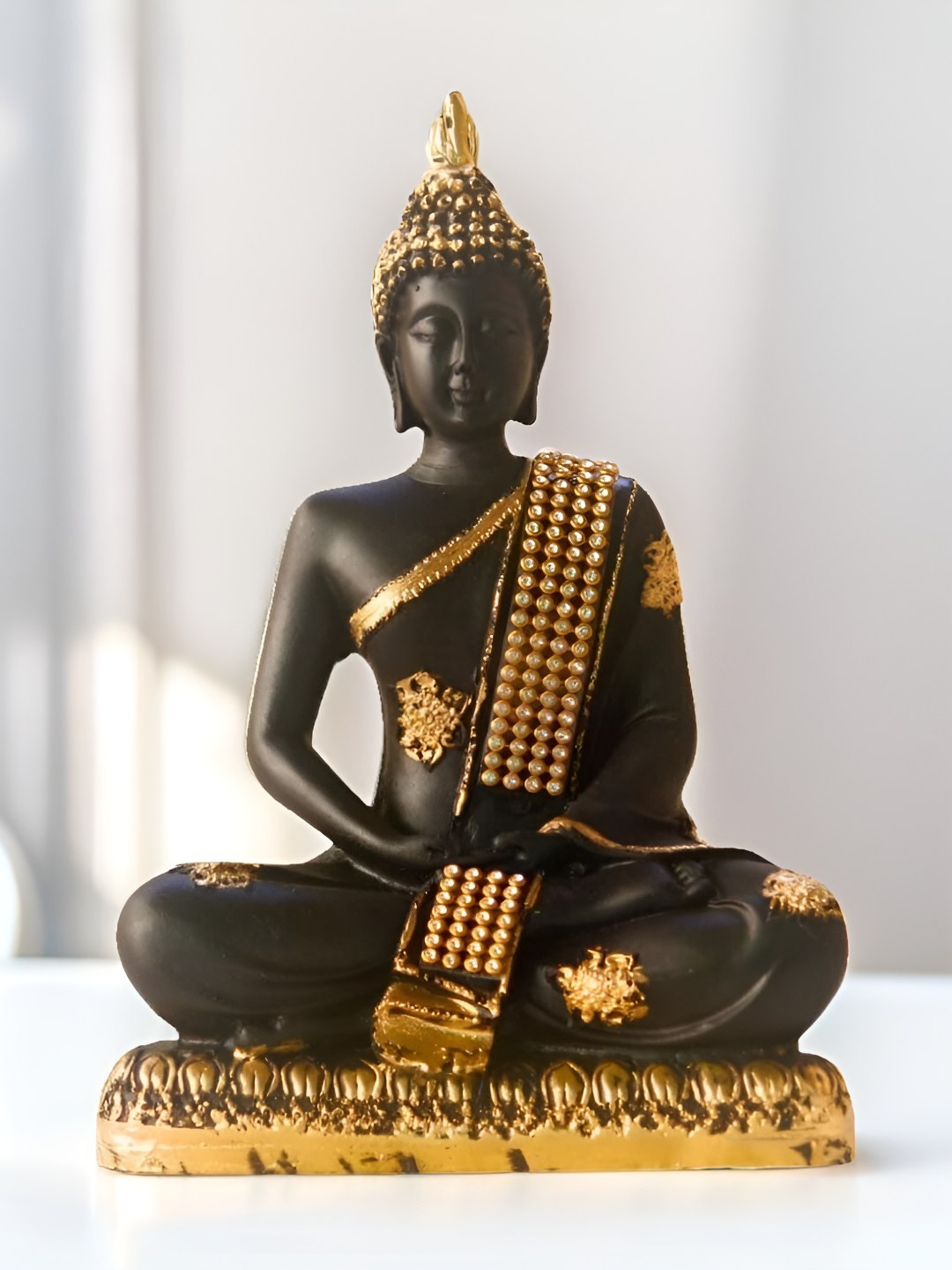 BECKON VENTURE Black Polyresin Glossy Bedroom Small Showpiece - 7.7 Inches