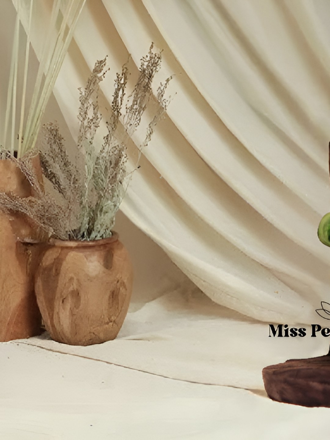 BECKON VENTURE Yellow Polyresin Natural Home Office Large Showpiece - 7.5 Inches