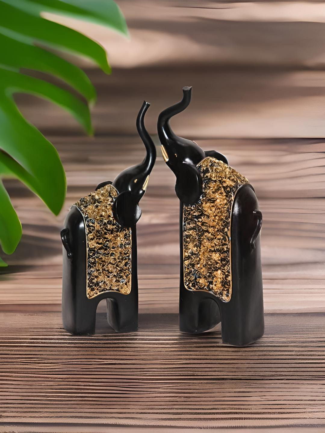 BECKON VENTURE Black Polyresin Natural Garden Set of 2 Large Showpieces - 11 Inches