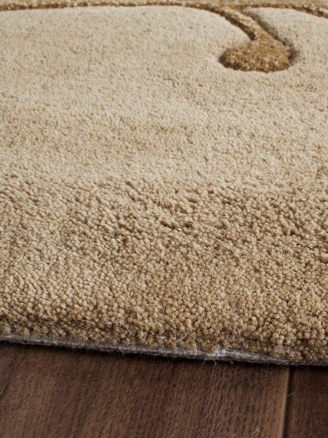 Safiya Carpet Beige & White Floral Round Woollen Carpets