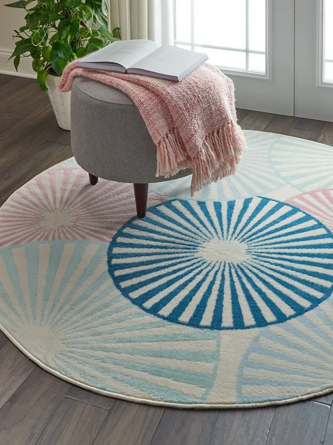 Safiya Carpet Blue & Pink Geometric Printed Hand-Tufted Round Shaped Woollen Carpet