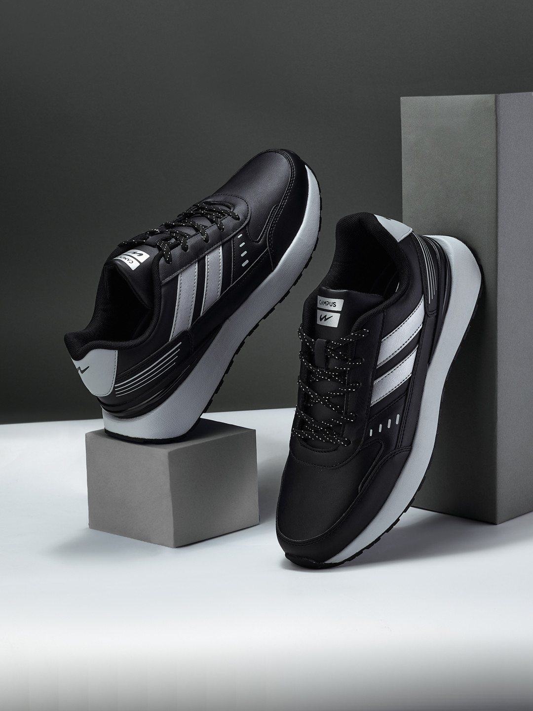 Campus KNICK Men Lace-Up Sneakers