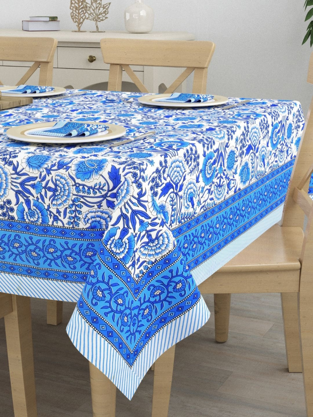 The Craft Monk White & Blue Floral Printed Pure Cotton 6-Seater Table Cover With Napkins