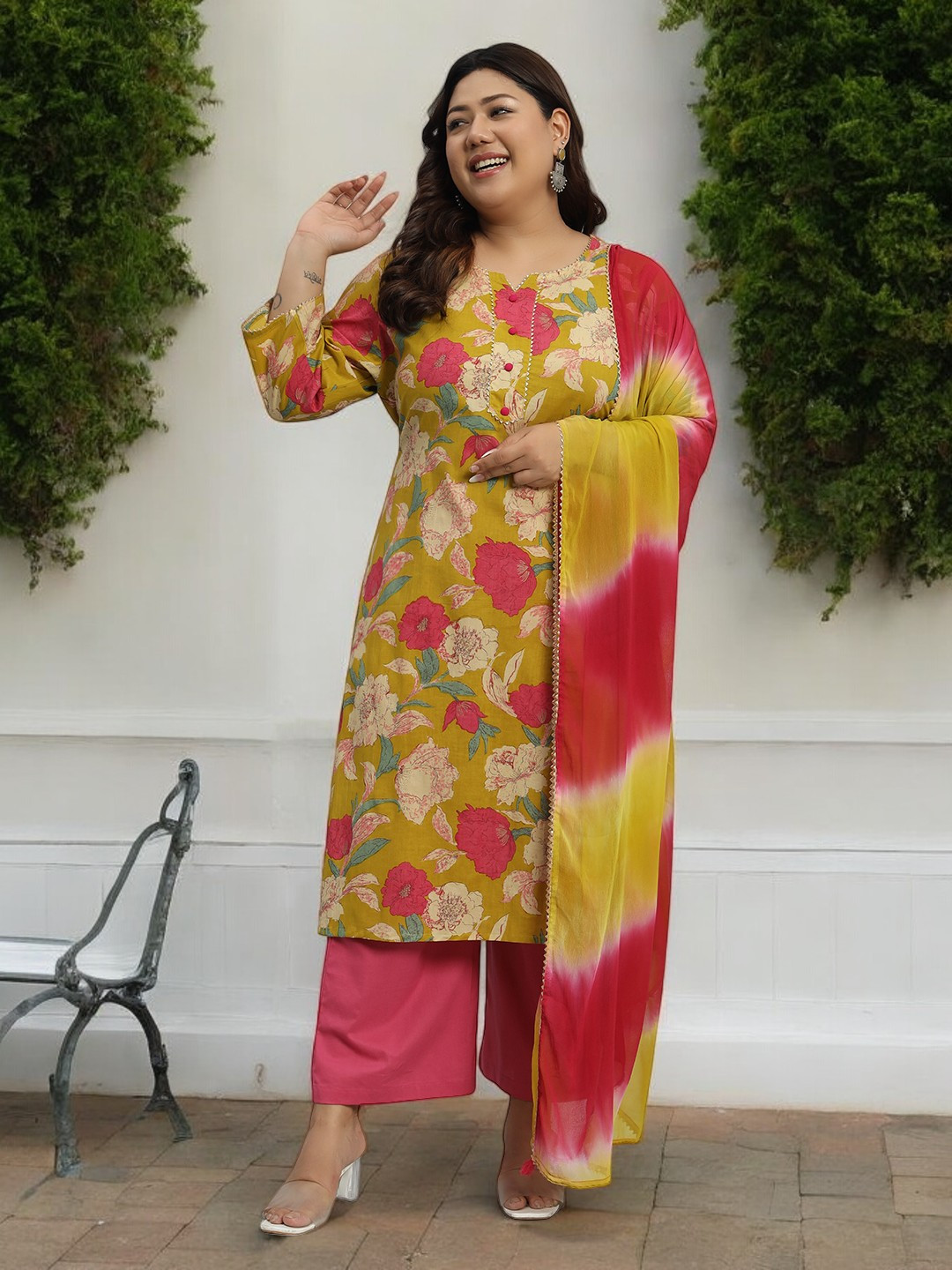 Azira Plus Size Floral Printed Gotta Patti Pure Cotton Straight Kurta & Palazzos & Dupatta