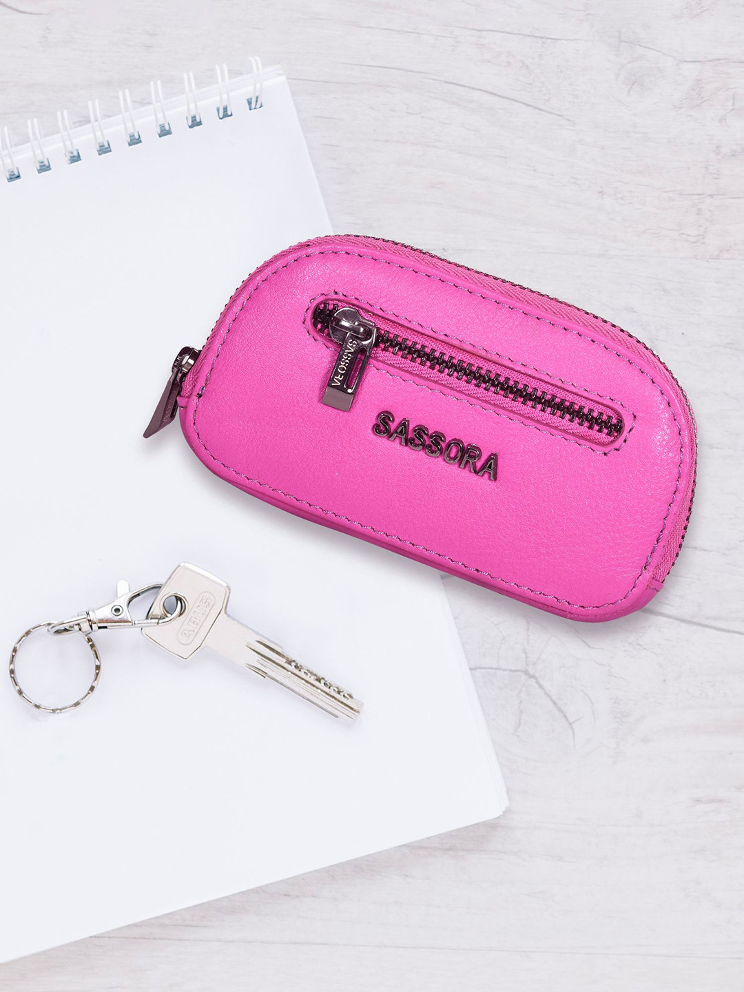 Sassora Unisex Leather Small Car Key Case Pouch