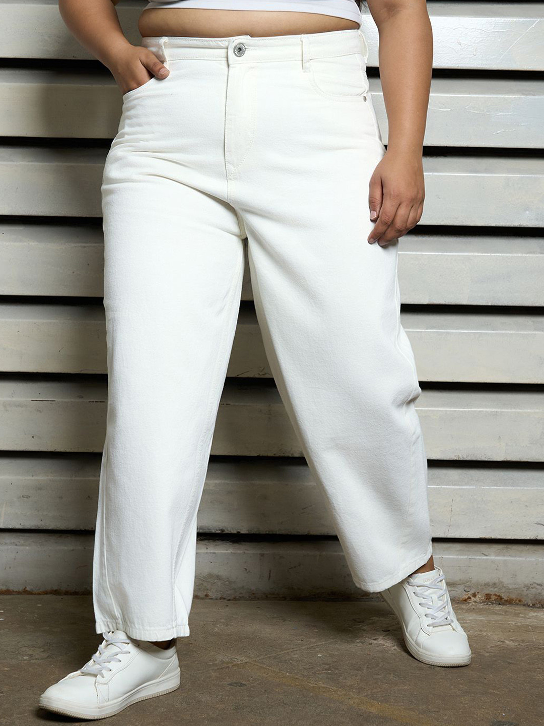 Freeform by High Star Plus Size Women High-Rise carrot fit Jeans