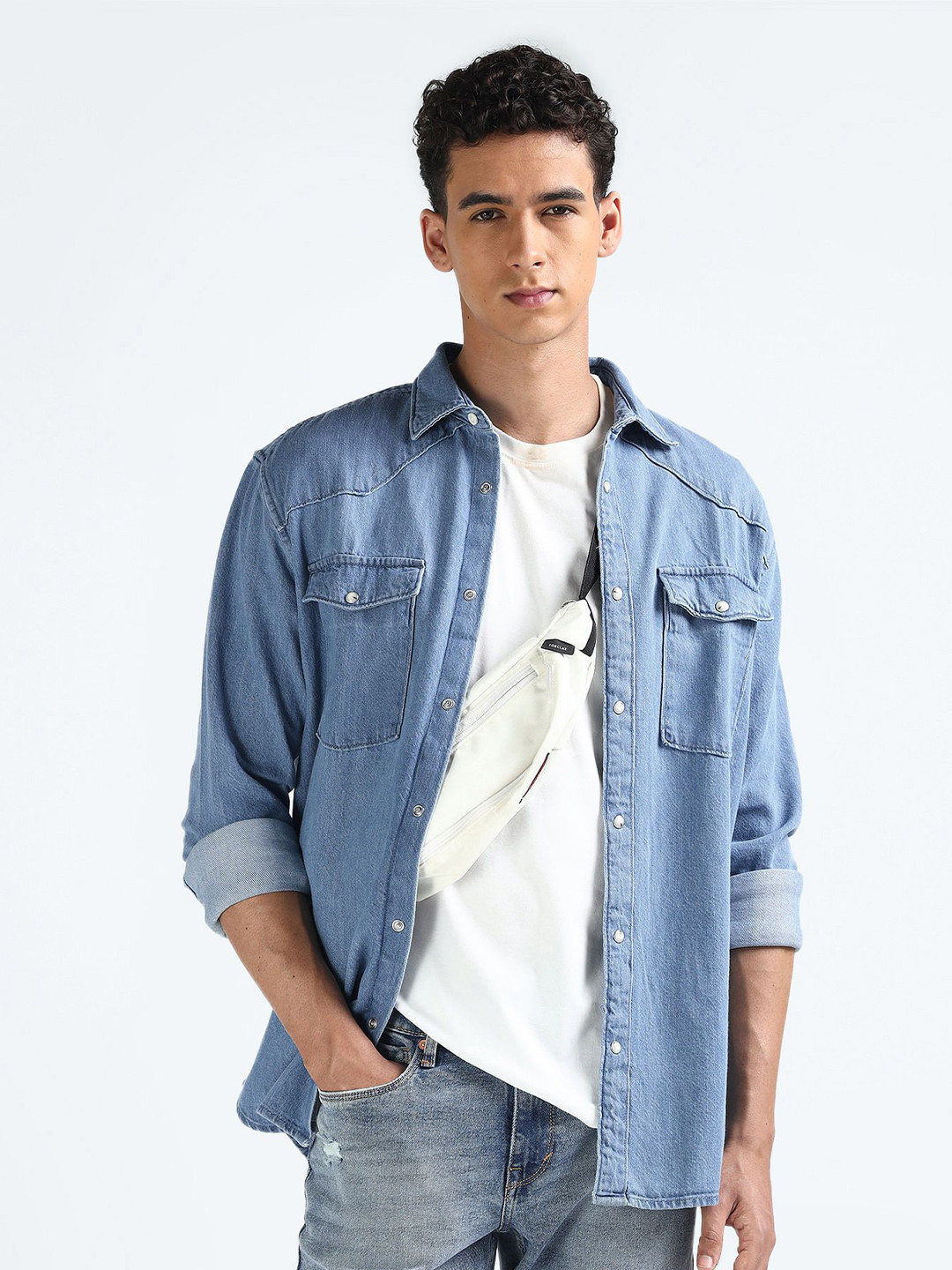 Flying Machine Men Cutaway Collar Typography Printed Cotton Casual Shirt
