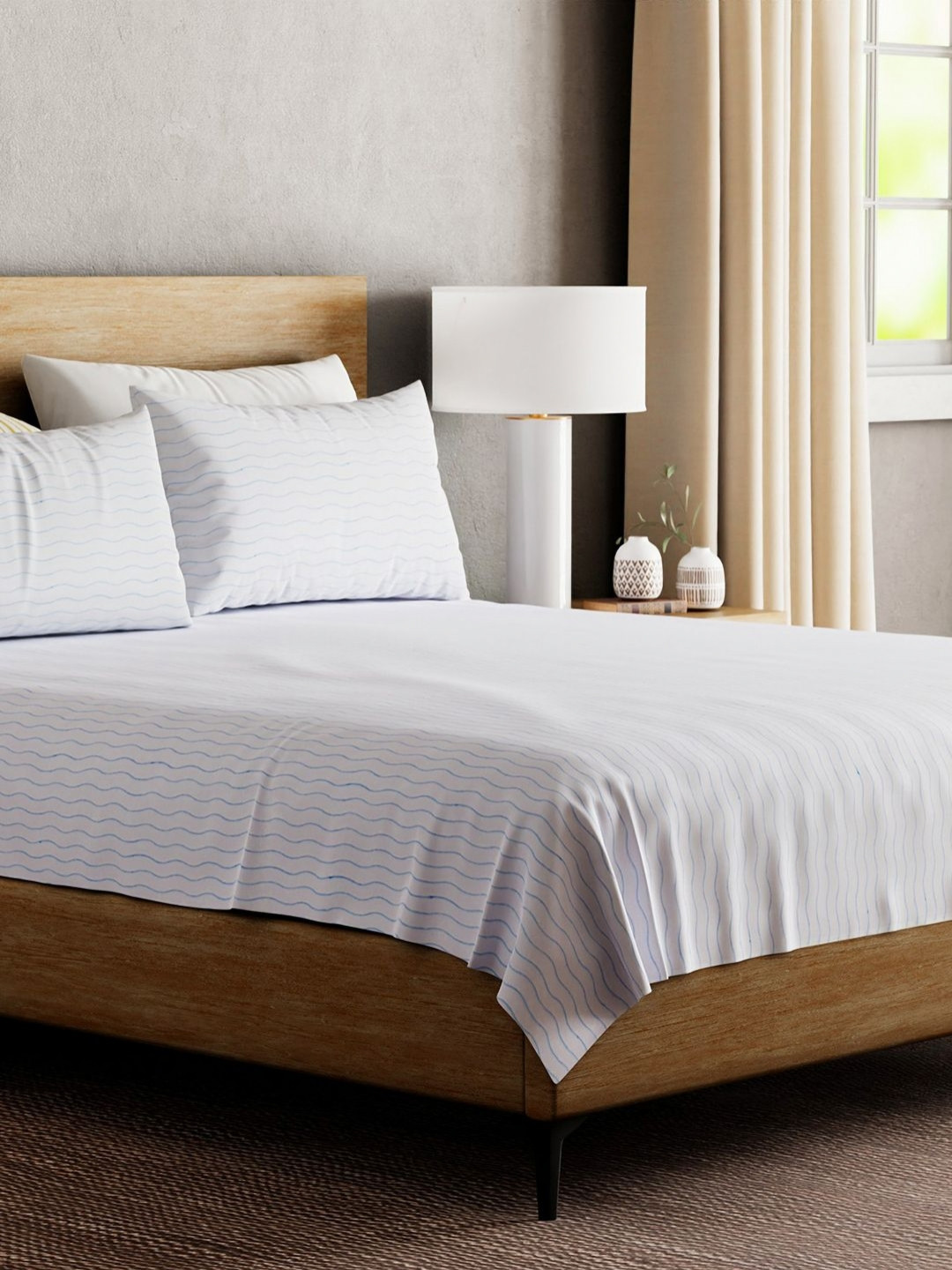 Eyaas Waves Blue Abstract Cotton 200 TC King Fine Bedsheet with 2 Pillow Covers-108 x 90 inches