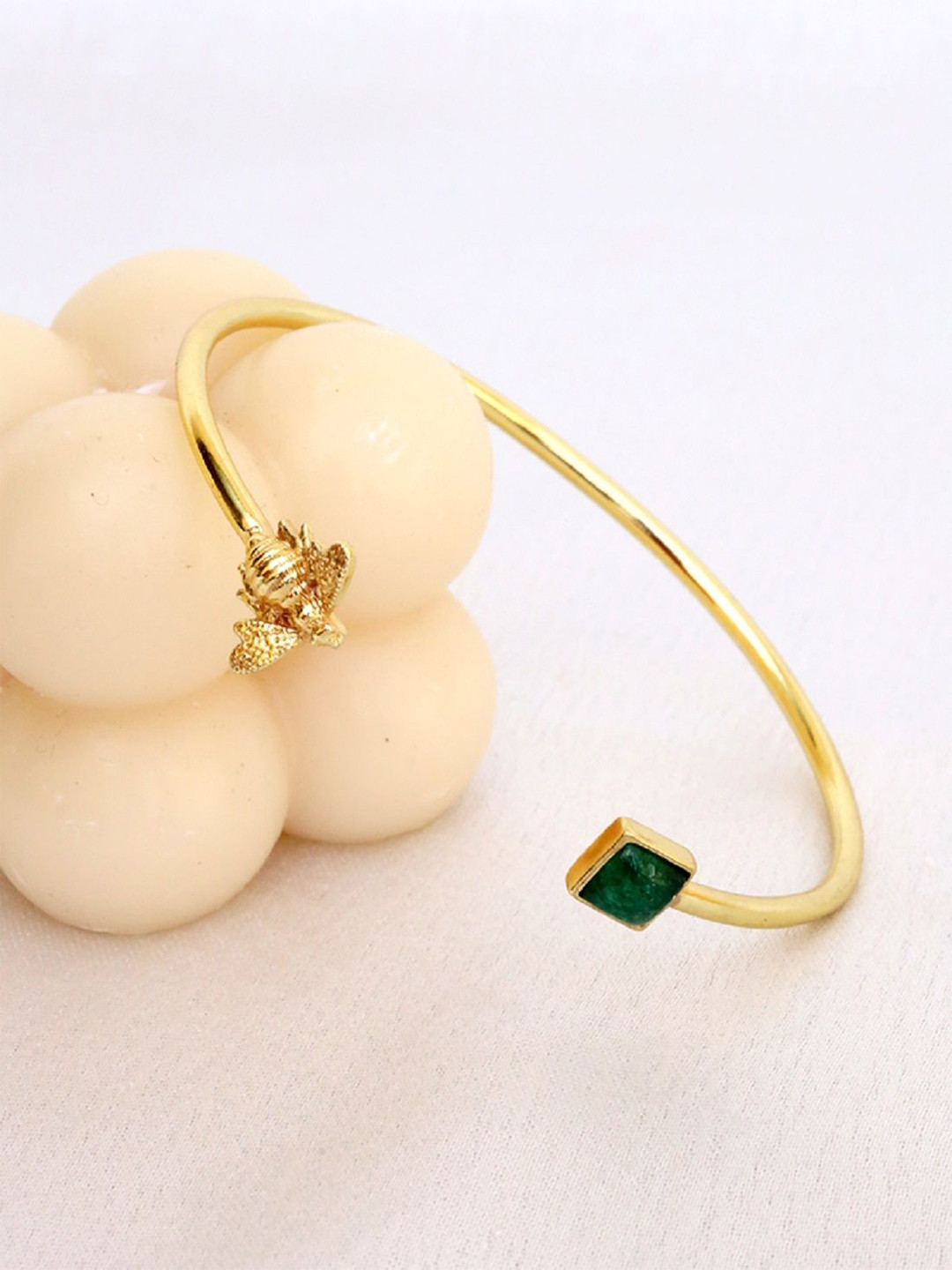 Perfectly Average Women 18k Gold Plated Jewellery Kada Studded Bee Cuff Bracelet