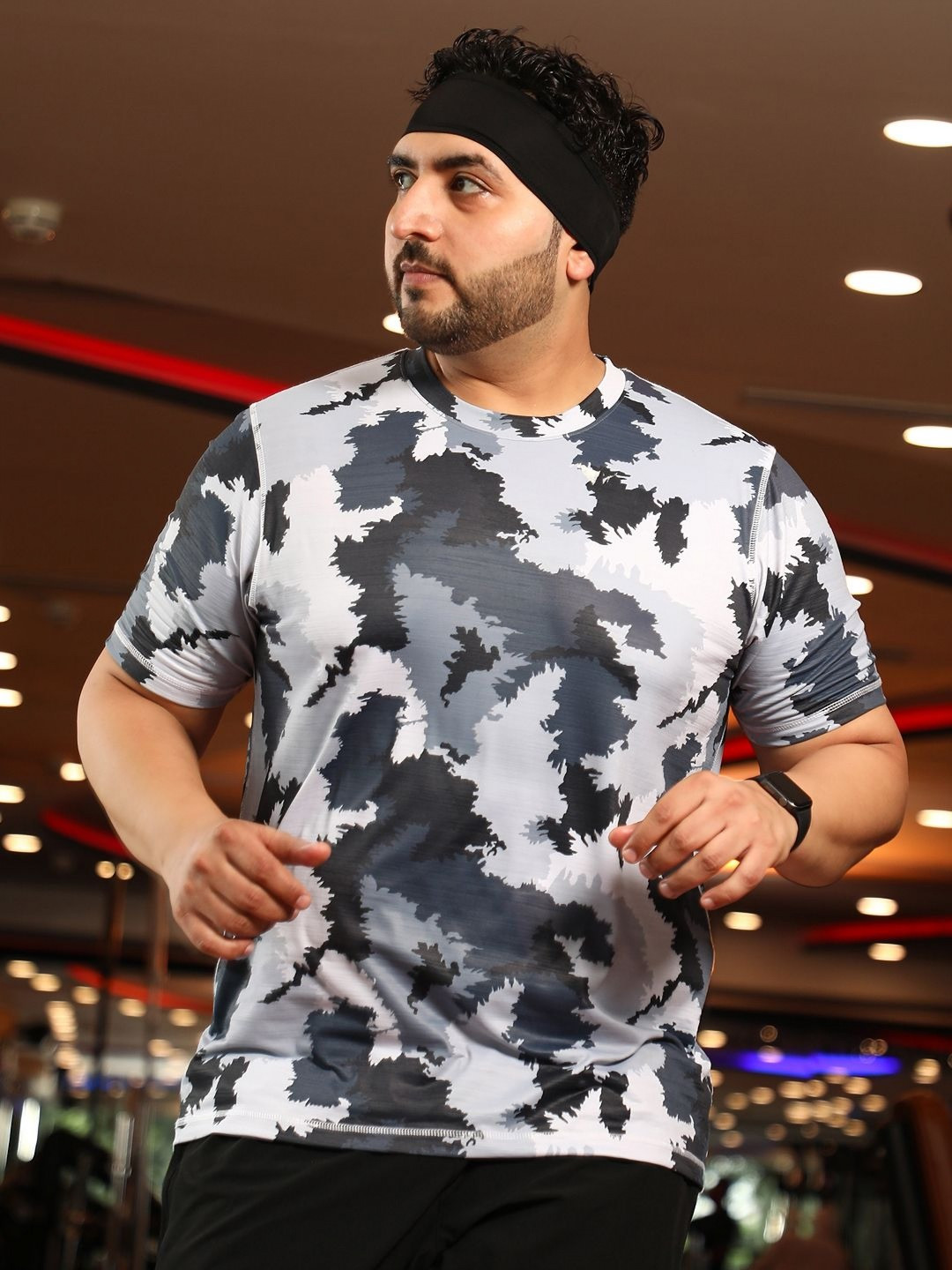 Instafab Plus Men Printed T-shirt